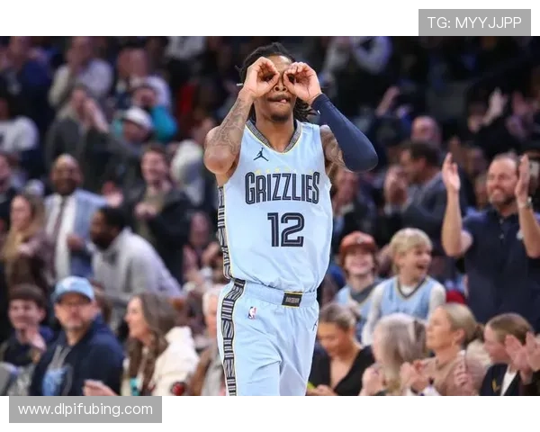 爵士队新赛季展望：年轻球员崛起 双核带队目标冲击季后赛