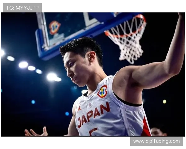 中国男篮成功逆转澳大利亚锁定世界杯八强席位 篮球盛宴再掀高潮