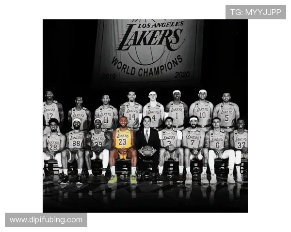 詹姆斯领衔湖人三连胜 安东尼·戴维斯伤情尚无明确恢复时间